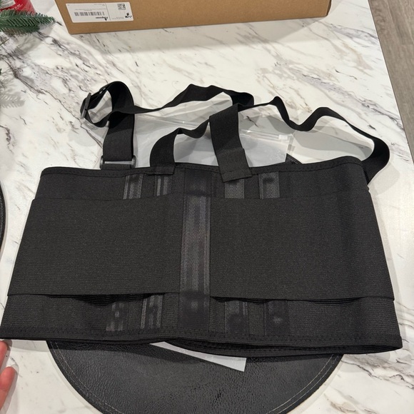 NEW  Adjustable lumbar support for men and women, size L - Picture 6 of 7